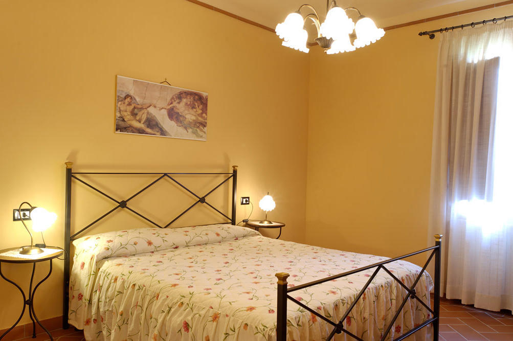 Agriturismo Montemari Βίλα Palaia Δωμάτιο φωτογραφία